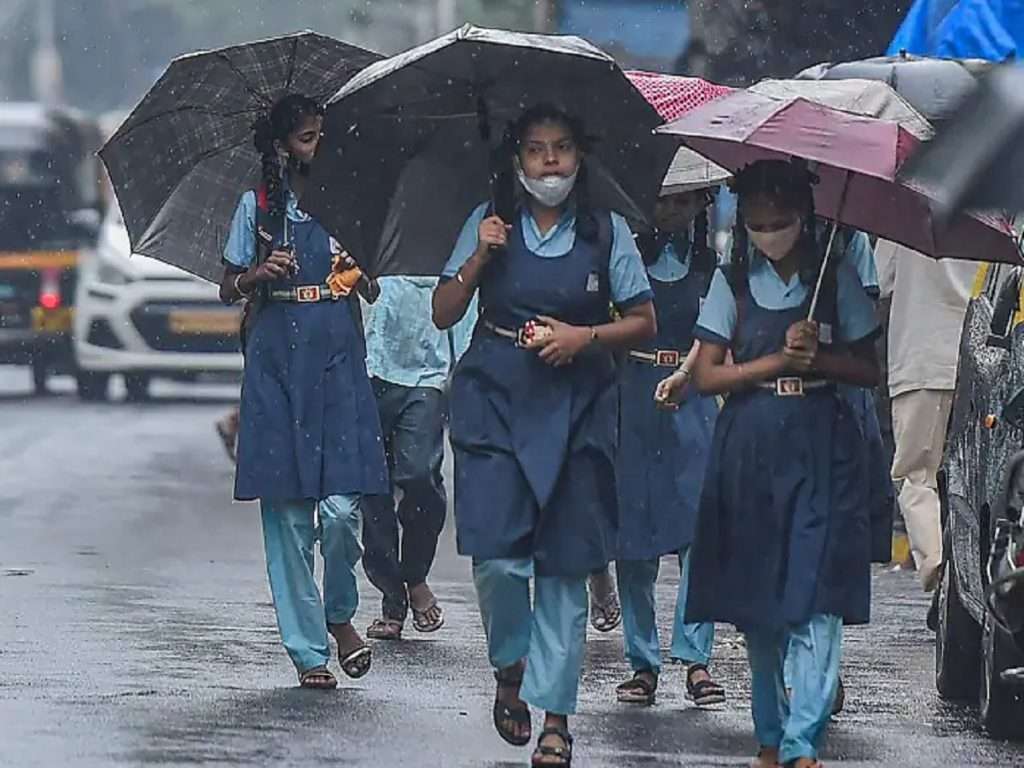 अतिवृष्टी इशारामुळे पिंपरी चिंचवड महानगरपालिकेकडून शाळांना दोन दिवसांची सुट्टी जाहीर