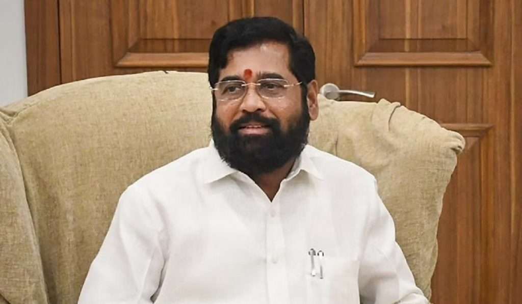 CM Eknath Shinde: शिंदे गट पुन्हा गुवाहटीला जाणार? नेमकं शिजतंय काय?