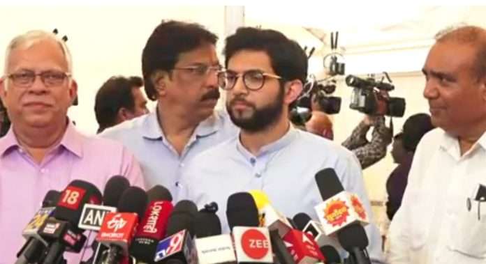 Aditya Thackeray criticize on state government