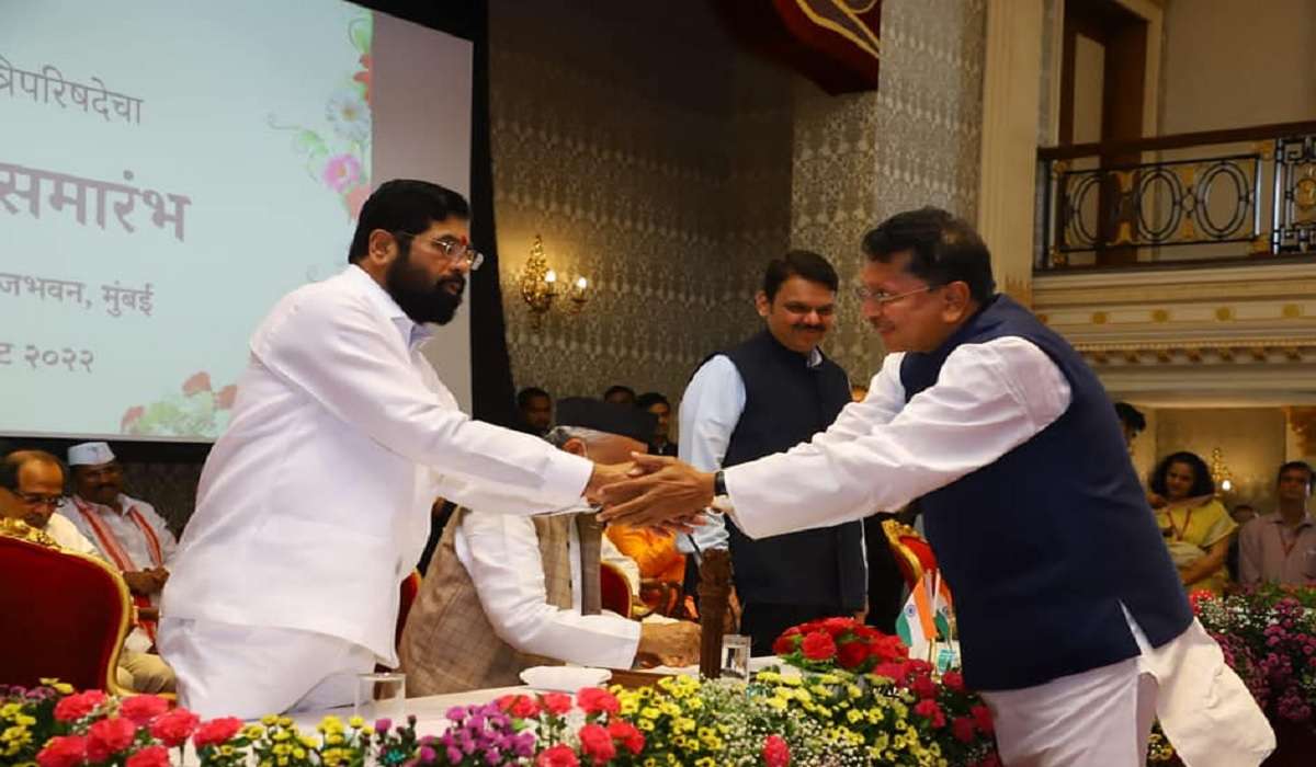 deepak kesrkar and eknath shinde 