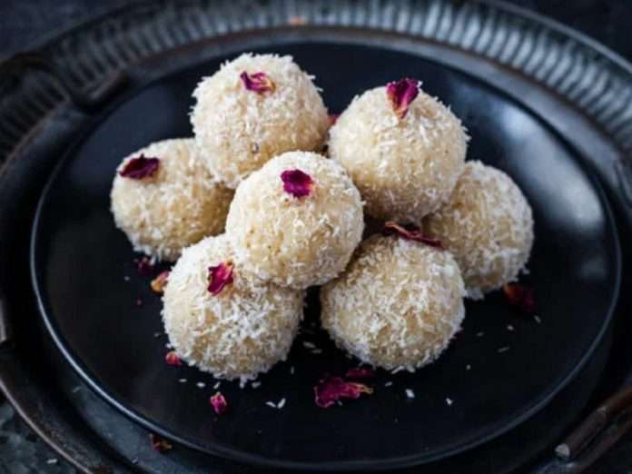 coconut laddoo