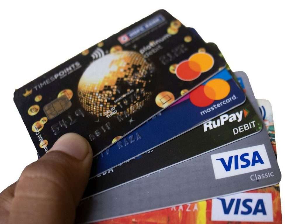 Credit Card New Rule : क्रेडिट कार्डशी संबंधित हे ३ नियम उद्यापासून होणार लागू, जाणून घ्या काय बदल होतील