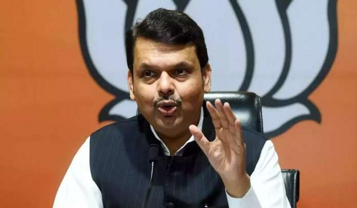 Fadnavis's first reaction after ban on PFI