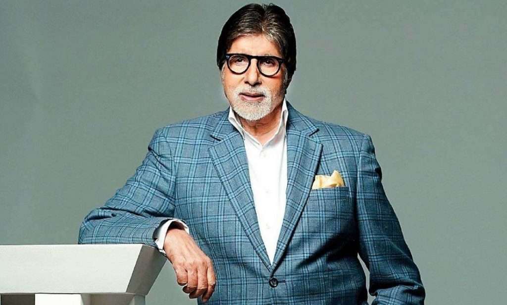 Amitabh Bachchan Birthday: ‘बिग बी’ यांच्या वाढदिवसानिम्मित चाहत्यांचा ‘जलसा’ बाहेर जल्लोष