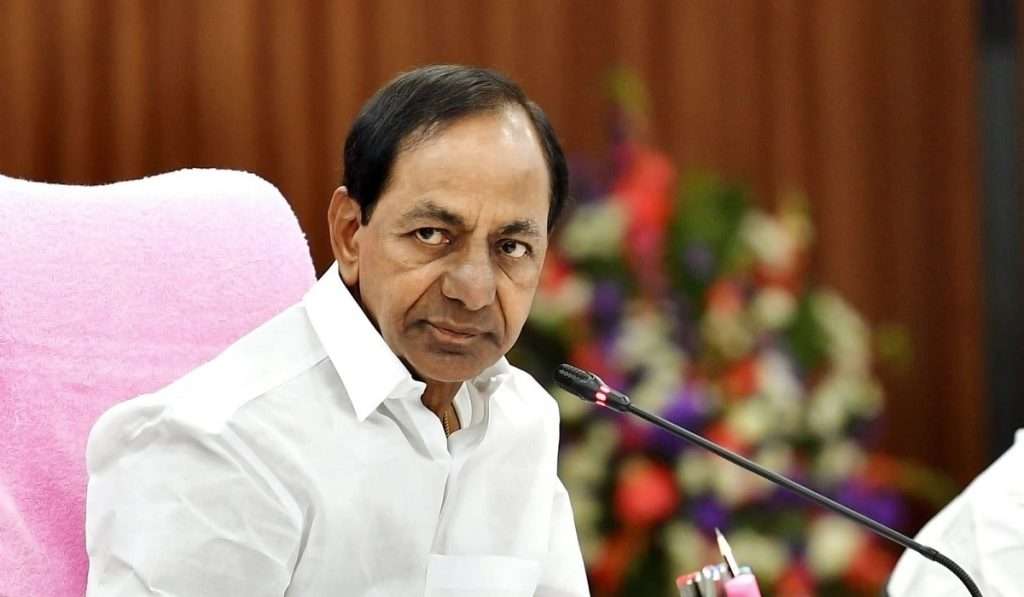 राष्ट्रीय राजकारणात KCR यांची दमदार एन्ट्री, तेलंगणा राष्ट्र समितीचं नाव आता हे असणार …