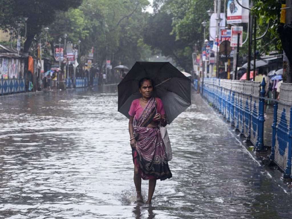 Maharashtra Rain Update : राज्यात सर्वदूर पाऊस, मुंबई- उपनगरात नागरिकांना सतर्कतेचं आवाहन