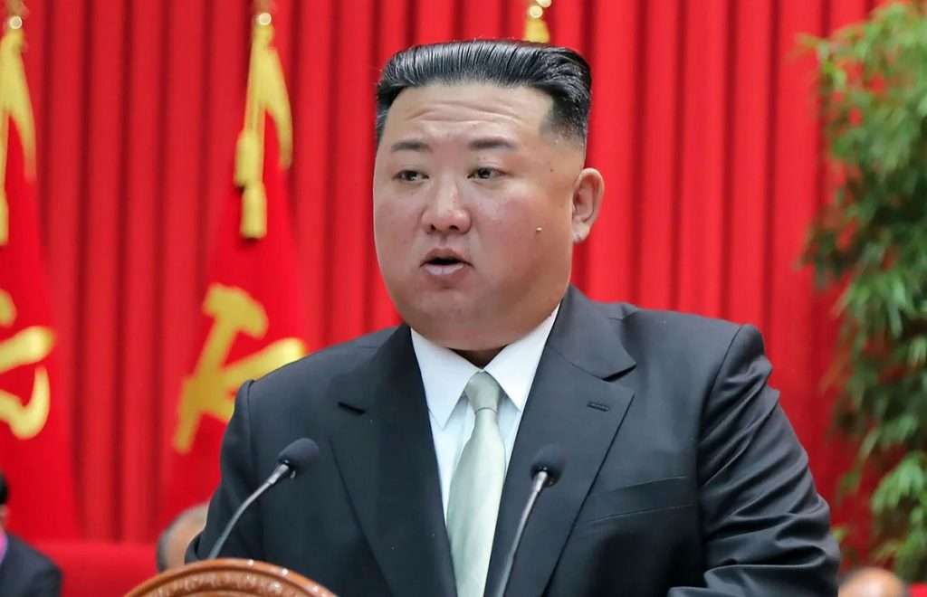 Kim Jong-un   उत्तर कोरियाचा हुकुमशाह किम जोंग उनने केली उत्तराधिकाऱ्याची निवड?