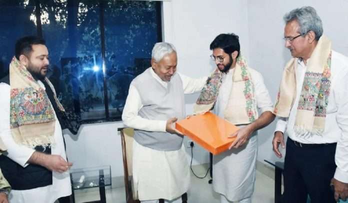 Aditya Thackeray invited Tejashwi