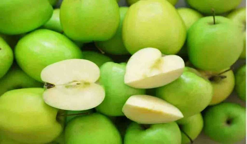 Green Apple ‘व्हिटॅमिन सी’ उपयुक्त असणाऱ्या हिरव्या सफरचंदाचे फायदे