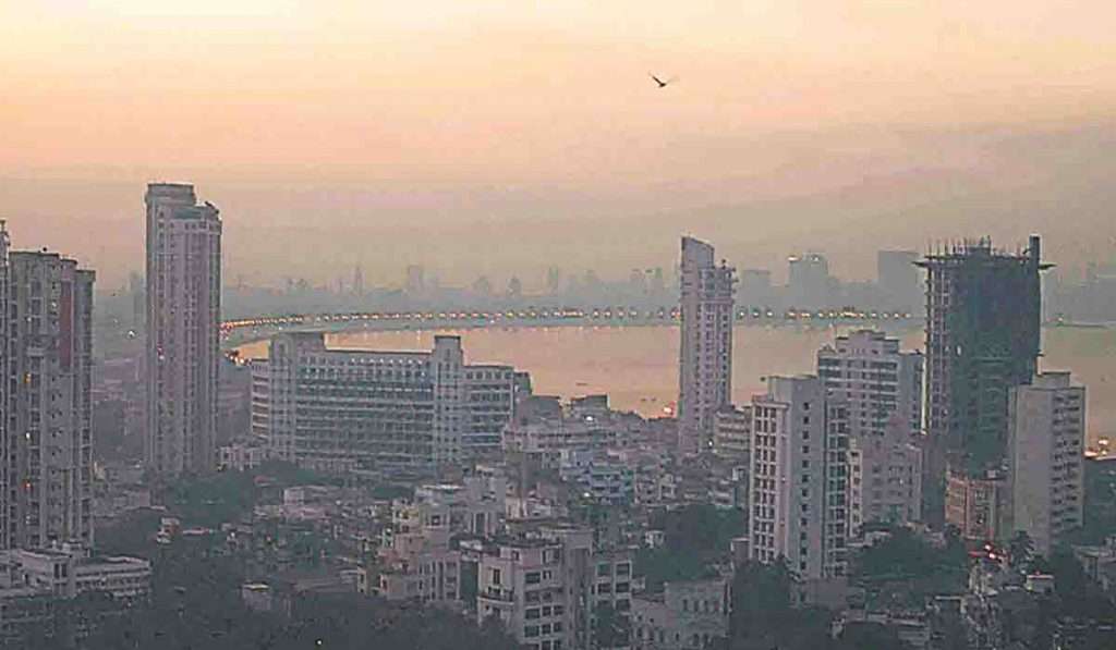 Mumbai Coldest Temperature, मुंबईत हुडहुडी वाढली, पारा १३. ८ अंशावर घसरला