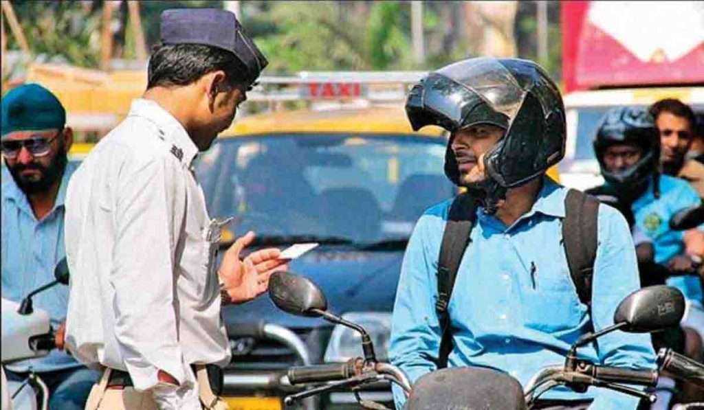 दुचाकी चालकांनो सावधान! आजपासून ‘या’ शहरात हेल्मेटसक्ती, नियमांचा भंग केल्यास दंडात्मक कारवाई