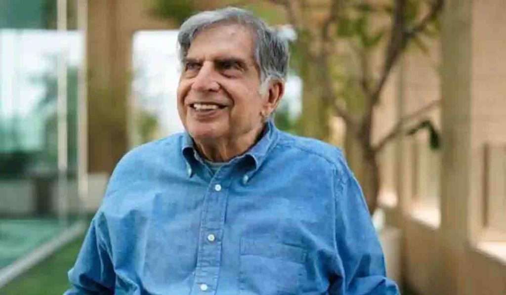 Happy Birthday Ratan Tata  श्रीमंतीचा आकडा कमी असूनही, समाजातील व्यक्तींच्या मनात निर्माण केले स्थान