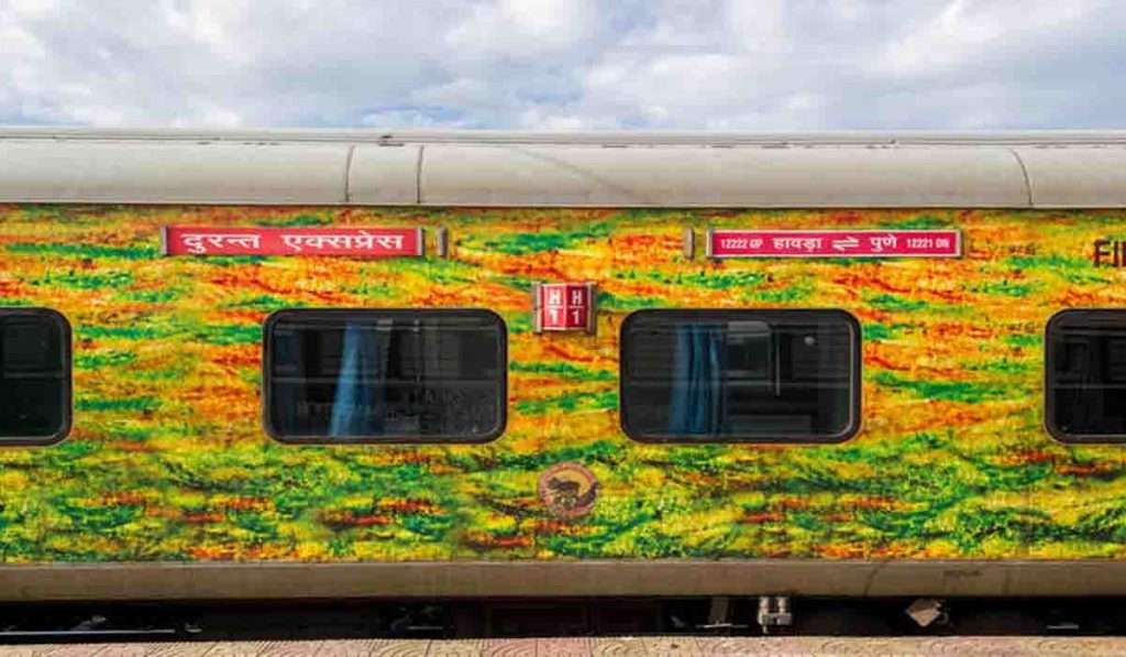 Nagpur duronto express मधून प्रवास करण्यासाठी प्रवाशांना मोजावे लागणार जास्त पैसे, १५ जूनपासून ऑनलाईन रिझर्वेशन होणार बंद