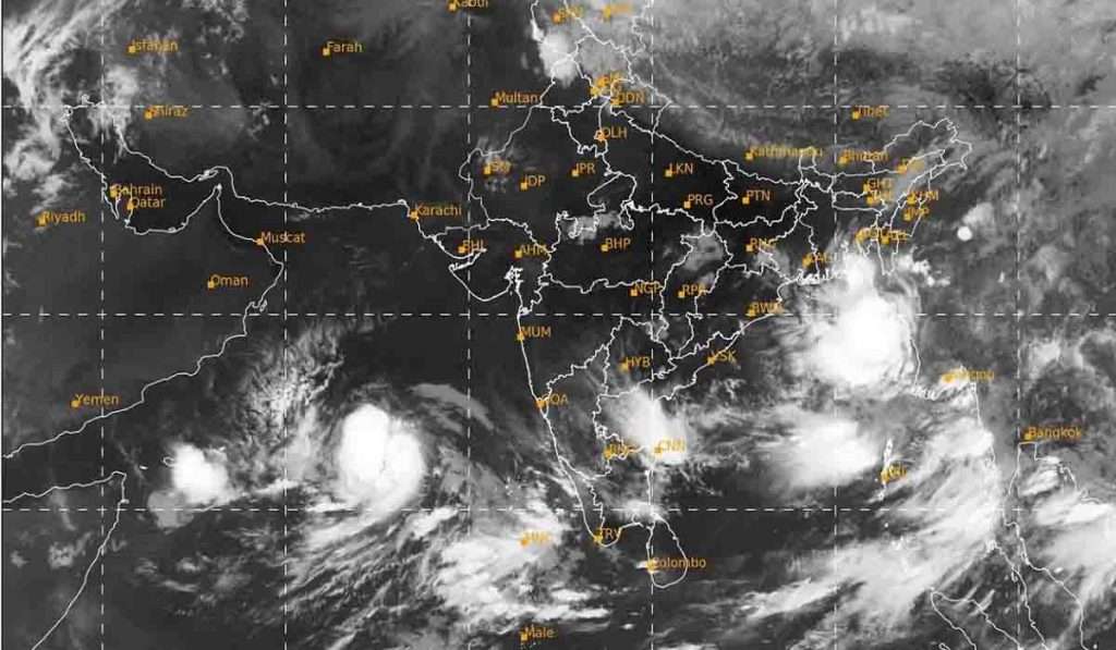 Biparjoy Cyclone चा महाराष्ट्रासह अन्य ४ राज्यांना धोका, ३६ तासात वादळ होणार आणखी तीव्र!