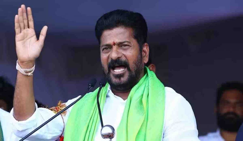 Revanth Reddy बनले तेलंगणाचे तिसरे मुख्यमंत्री, तर मल्लू भाटी यांनी घेतली उपमुख्यमंत्री म्हणून शपथ