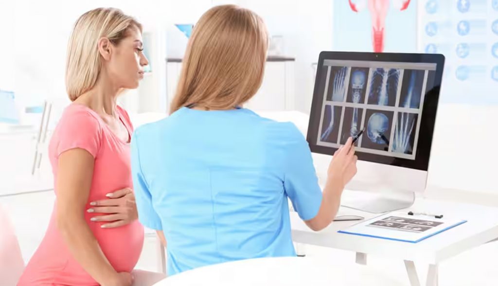 X-rays Harmful During Pregnancy : गर्भधारणेदरम्यान एक्स-रे केल्याने मुलावर काय परिणाम होतो?