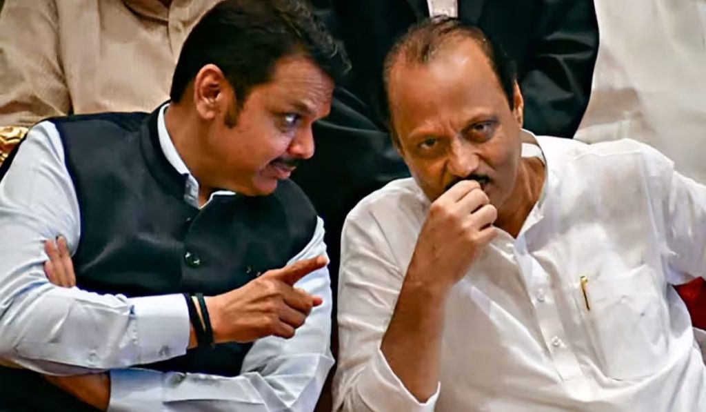 महाराष्ट्राचे लाडके उपमुख्यमंत्री Devendra Fadnavis आणि Ajit Pawar यांचा वाढदिवस असतो एकाच दिवशी