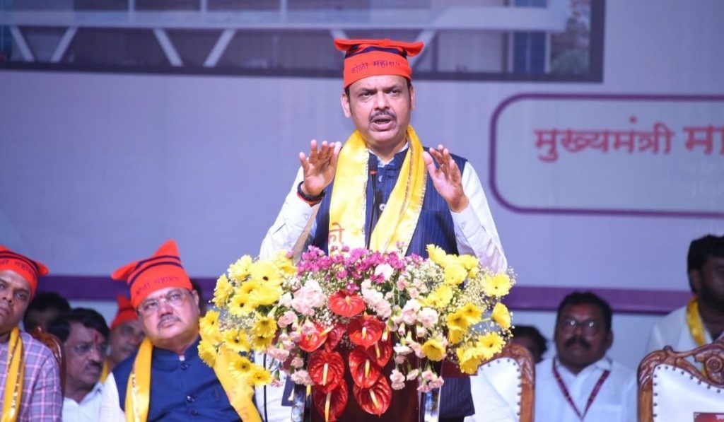 Devendra Fadnavis on Koli Bhavan: आपले सरकार कोळी बांधवाच्या बाजूने खंबीरपणे उभे, Devendra Fadnavis यांचे प्रतिपादन