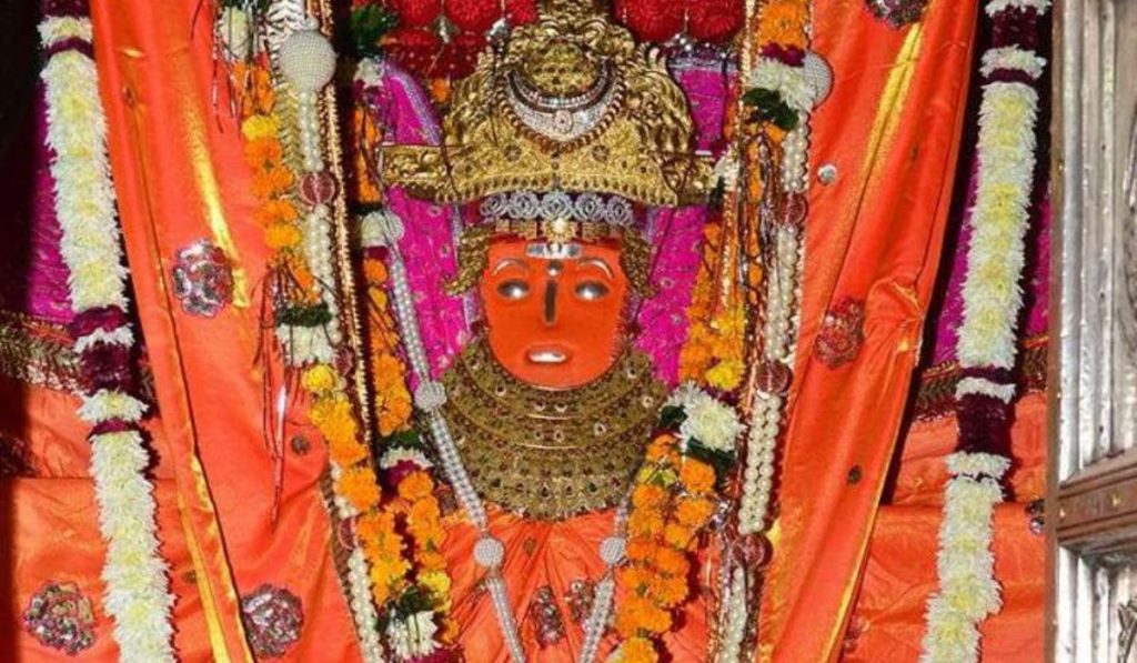 Navratri 2024  : दुर्गा देवीचे अनोखे मंदिर, जिथे देवीच्या चमत्कारासमोर औरंगजेबालाही फुटला घाम… जाणून घ्या रंजक आख्यायिका