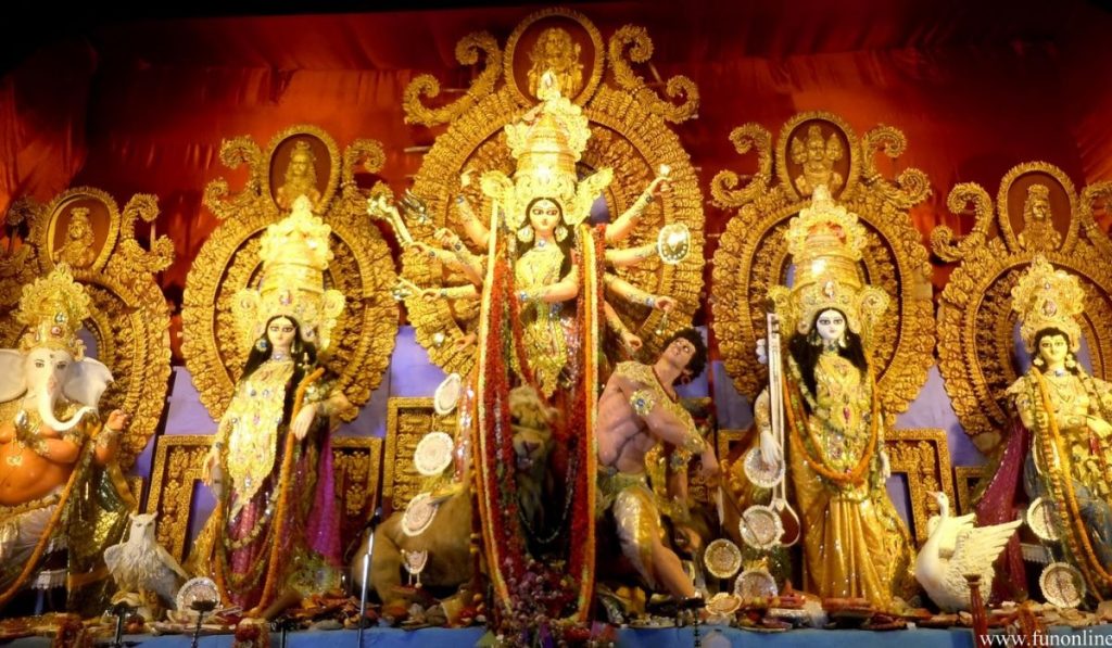 Navratri 2024 : महाराष्ट्रातील देवी मातेची सर्वोच्च मंदिरांबाबत तुम्हाला माहित आहे का ?